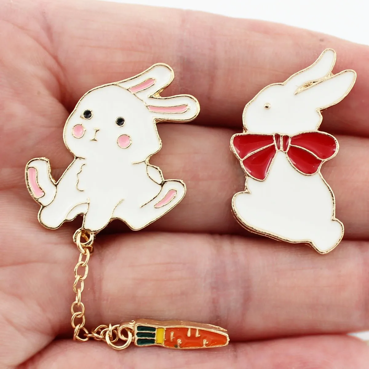 Bunny Enamel Pin for Backpacks Hats Jackets Badge Rabbit Lapel Pin