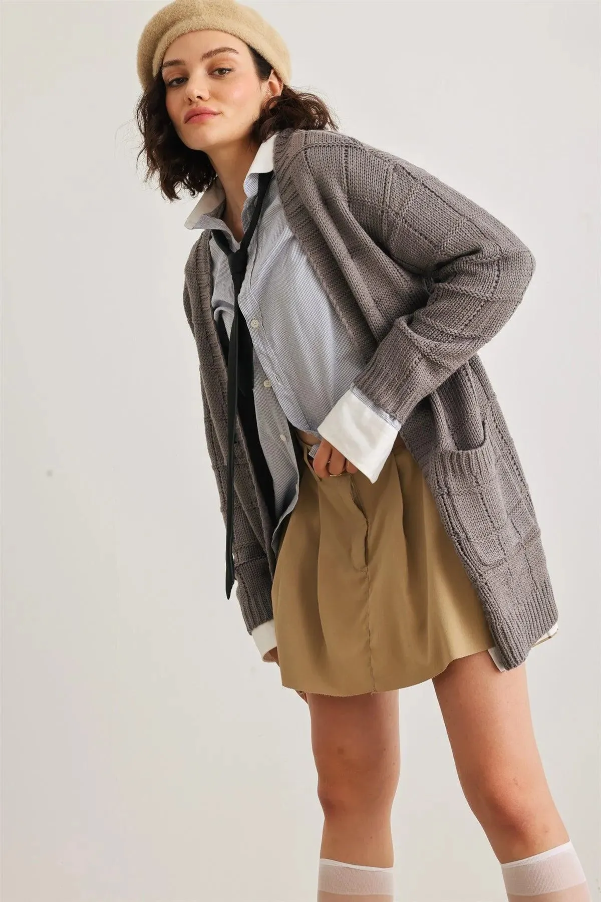Heather Charcoal Knit Two Pocket Long Sleeve Open Front Cardigan /2-2-2