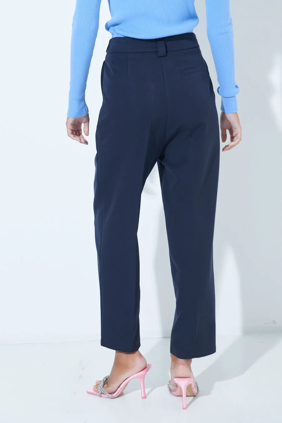 High-waist pleated trousers wholesale
