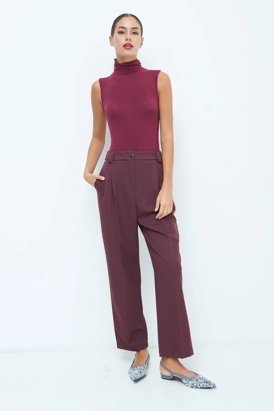High-waist pleated trousers wholesale