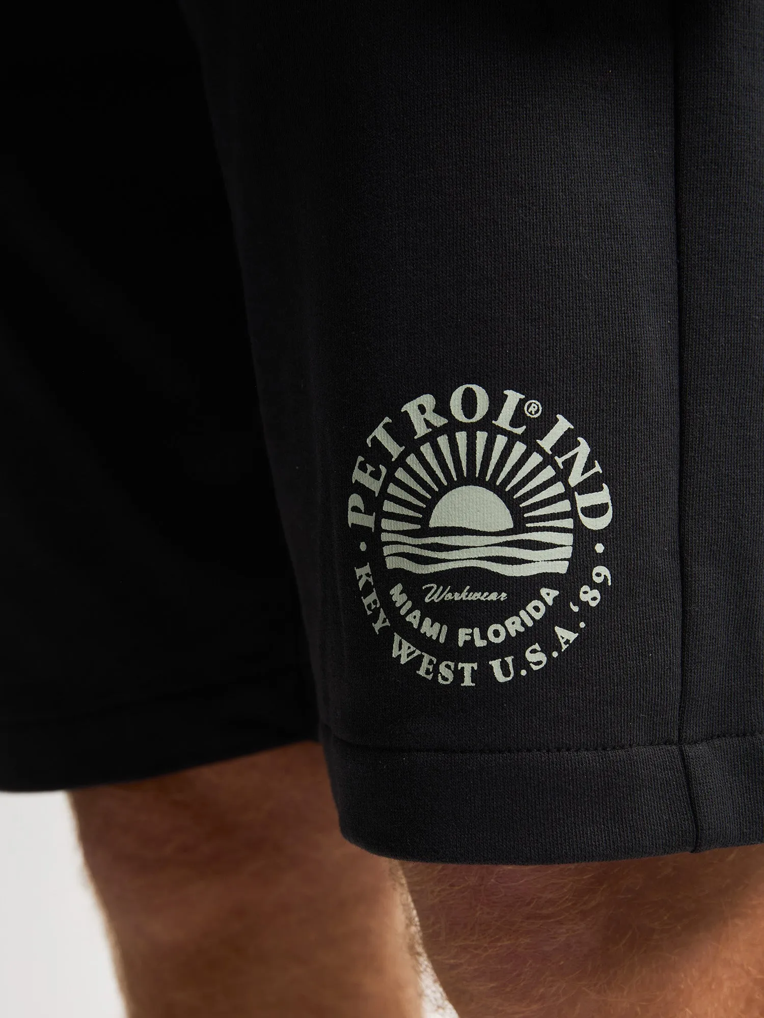 Jogging Shorts Porthole