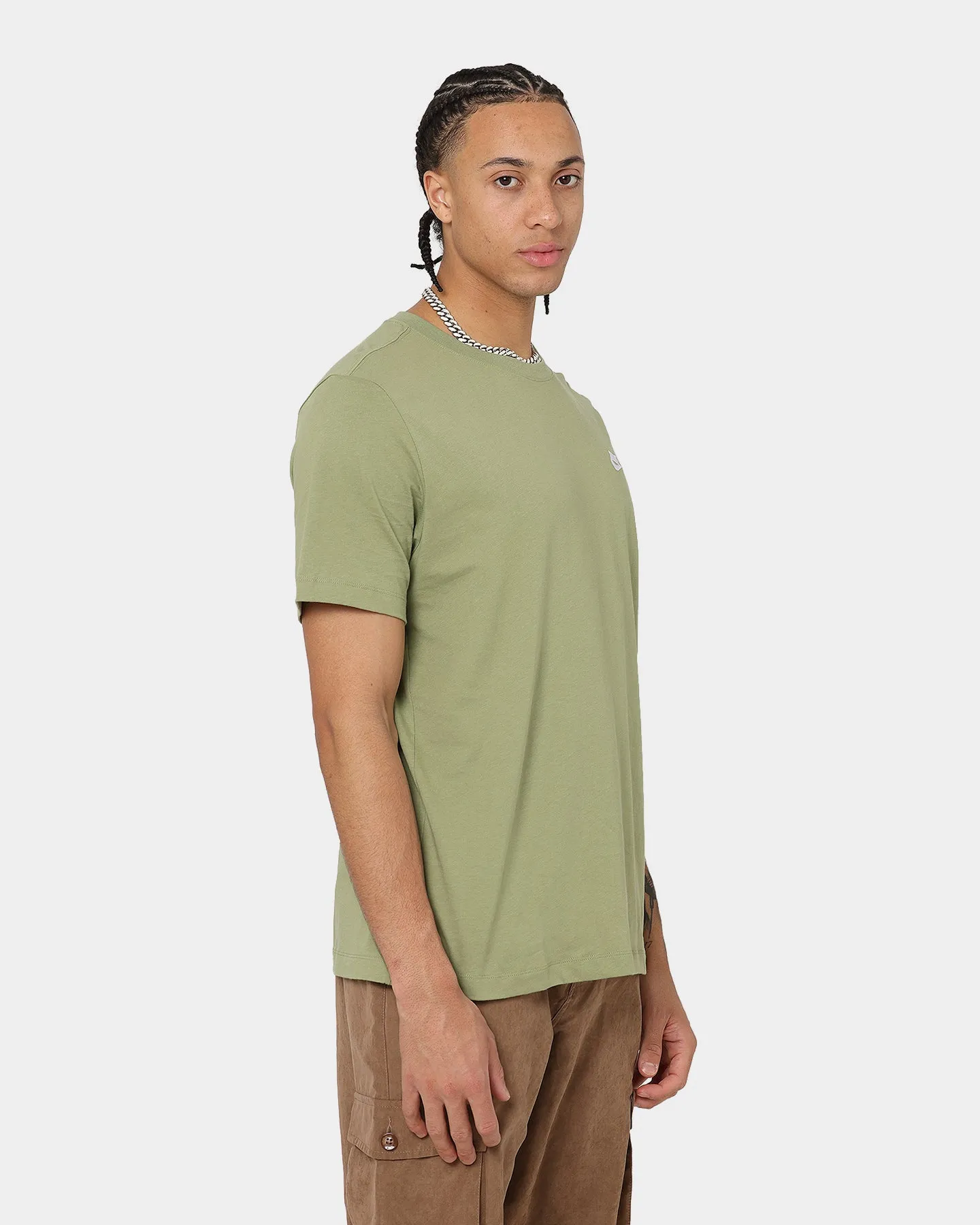 Nike Sportswear Club T-Shirt Alligator/White