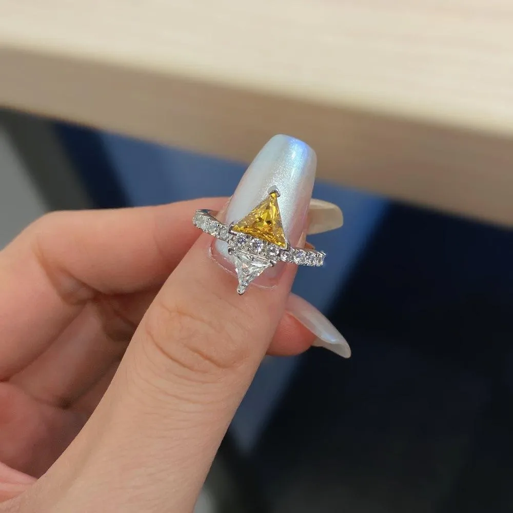 S925 Sterling Silver Ring Triangle Color Zirconium Affordable Luxury Fashion