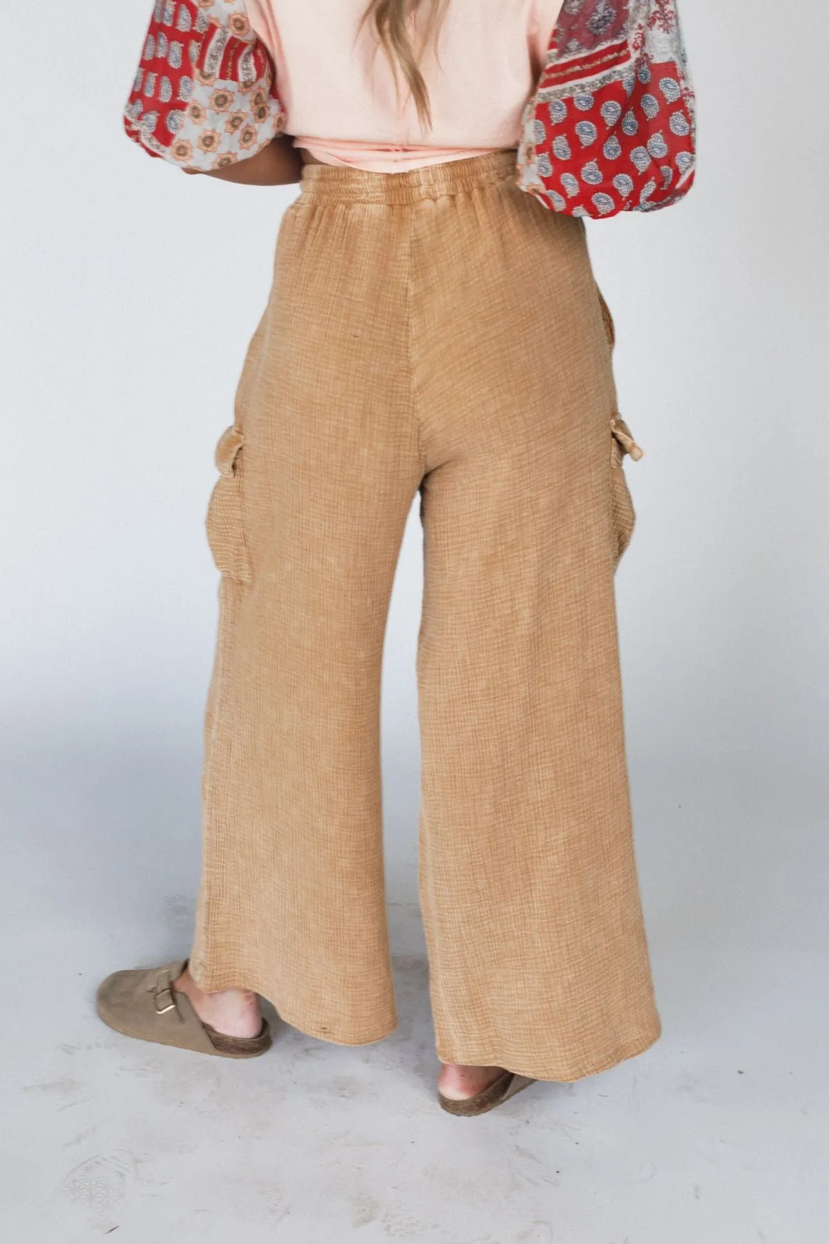 Vibes For Days Pants - Camel