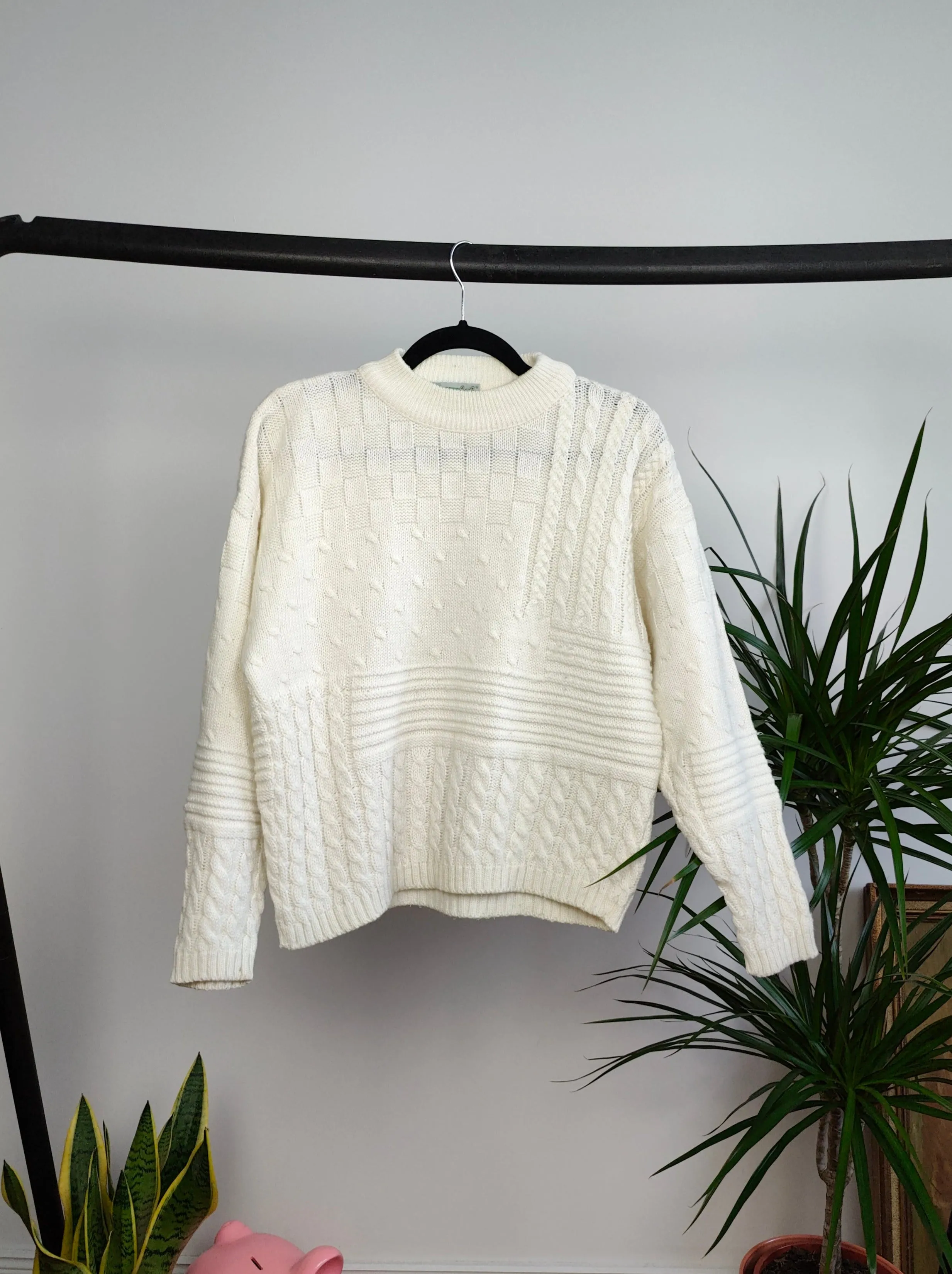 Vintage wool blend knitted sweater white structural cable knit pattern pullover jumper S